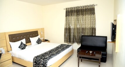Hotel Simran Inn Room Type - Deluxe Room