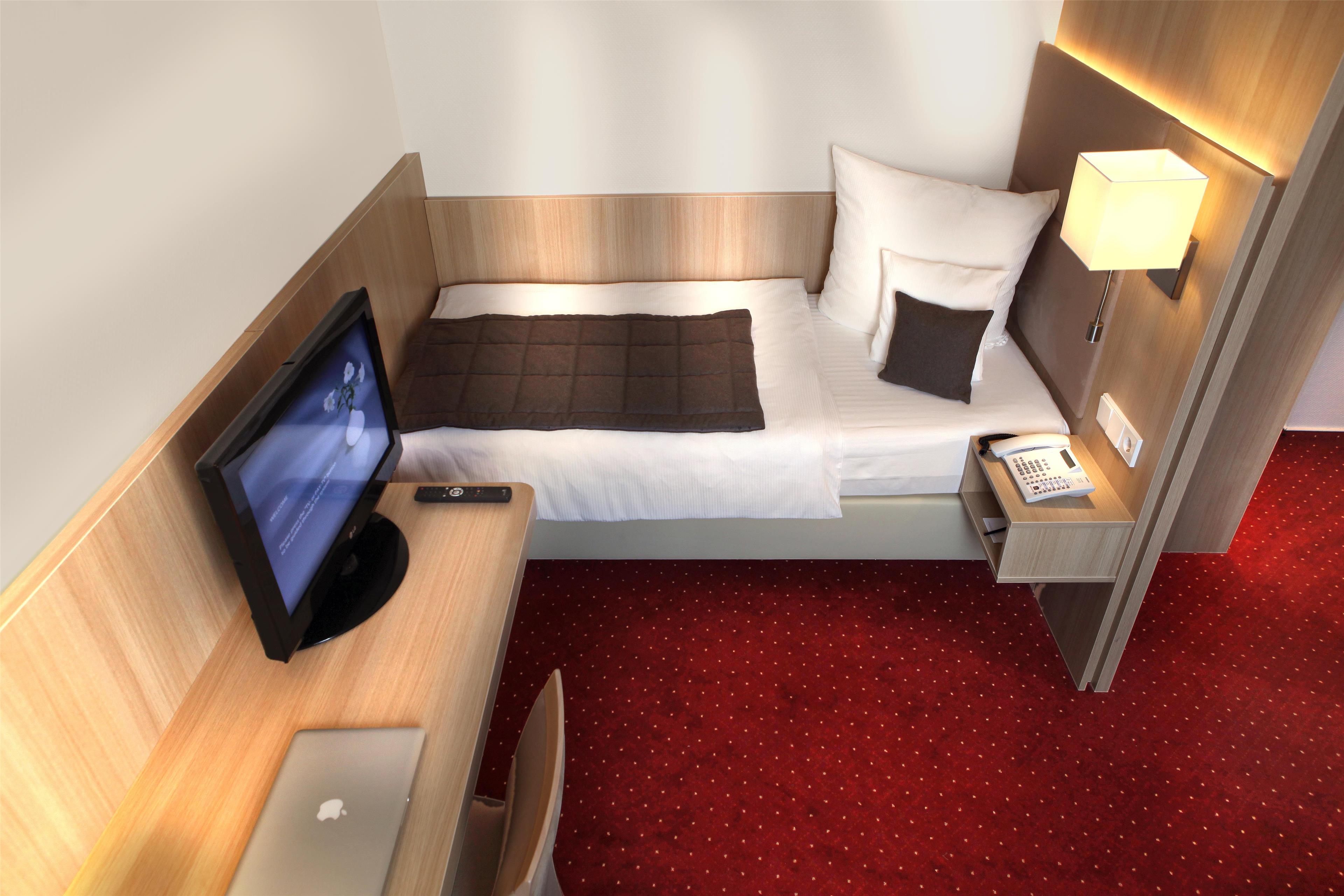 Best Western Hotel Zur Post - Tap to explore photos