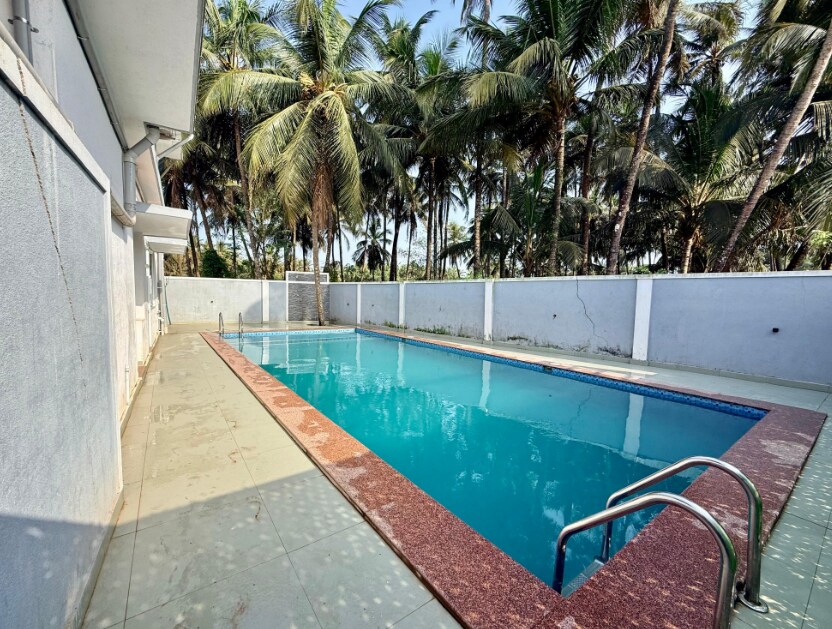 KPS Riverland Farmhouse with Swimming Pool - Tap to explore photos