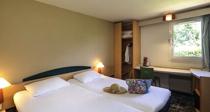 ibis Autun Room Type - Standard Room with twin beds