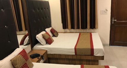 Crystal Deluxe by JMB Hospitality, Paharganj, Delhi Room Type - Suite Room