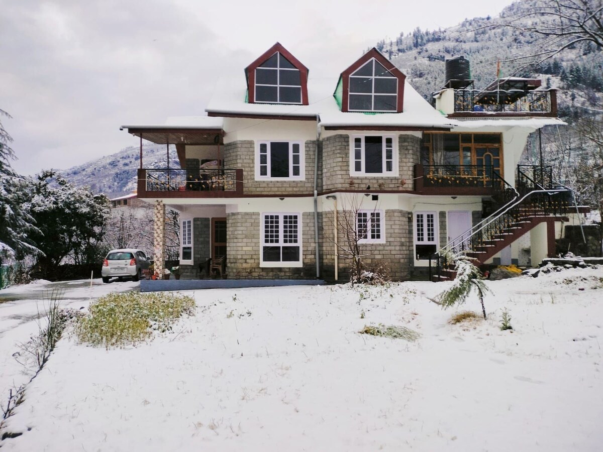 Aatithya homestay - Tap to explore photos