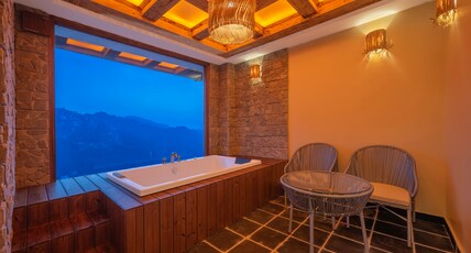 Saanjh The Musical Sunset | RUA Cafe & Lounge Room Type - Luna Room with Bathtub and Balcony