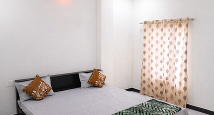 AADVIK GUEST HOUSE Room Type - AC ROOM