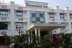 Paramount Inn