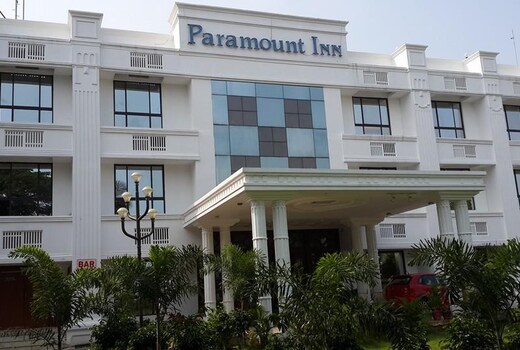 Paramount Inn