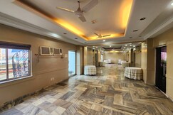 Address of Park Palace Hotel
