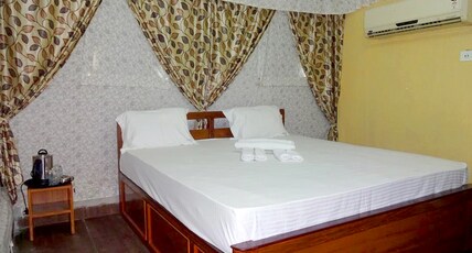 JMD Resort Room Type - LUXURIOUS AC Dbl Swiss Tent