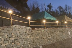 The Wooden Duplex Hut & Tent Retreat