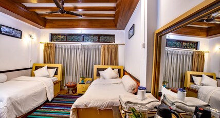 Shangri-La Boutique Hotel Room Type - Deluxe Twin Room