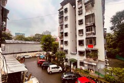 Urban Serviced Apartment, Near Nesco Goregaon East, Mumbai