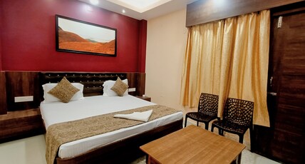 Hotel Omm Palace Room Type - Deluxe Non Ac Room With Balcony