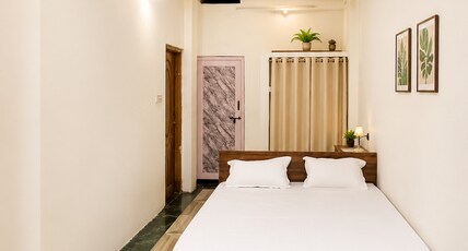 Ayush Gawde Room Type - Bedroom 1
