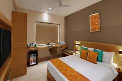 Click Hotel  Bhuj
