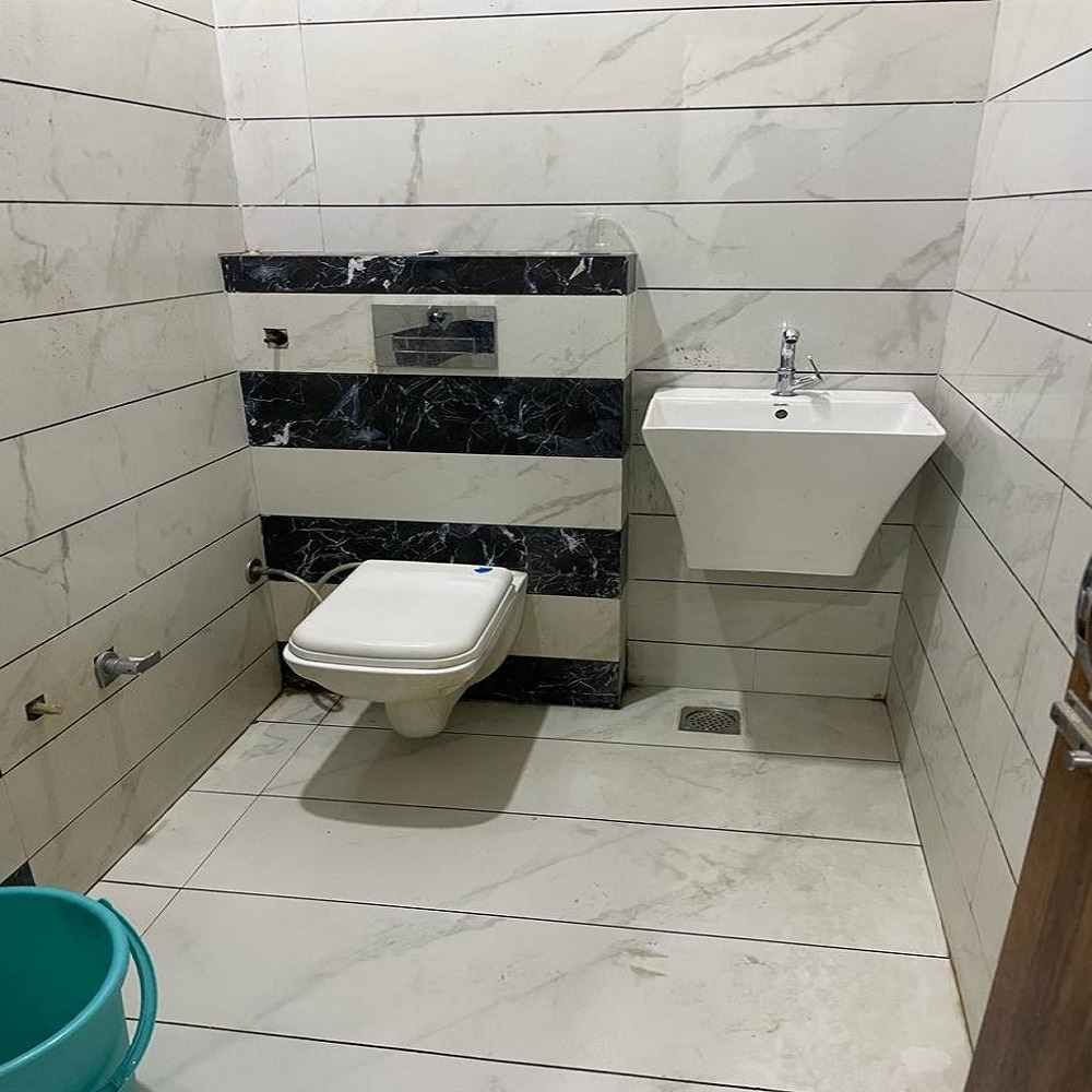 SUNCITY HOTEL - Tap to explore photos