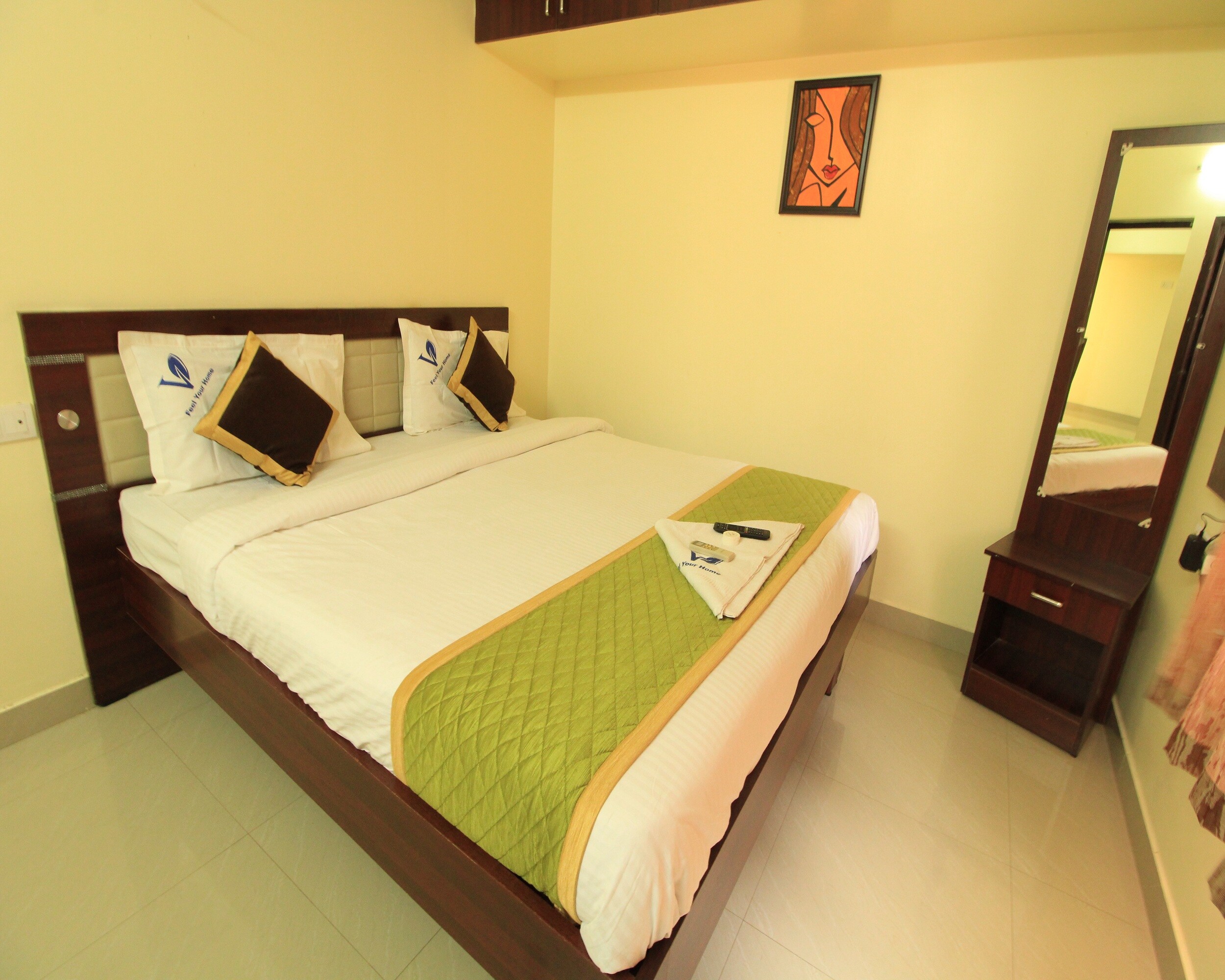 Viswa Service Aparatments - Tap to explore photos