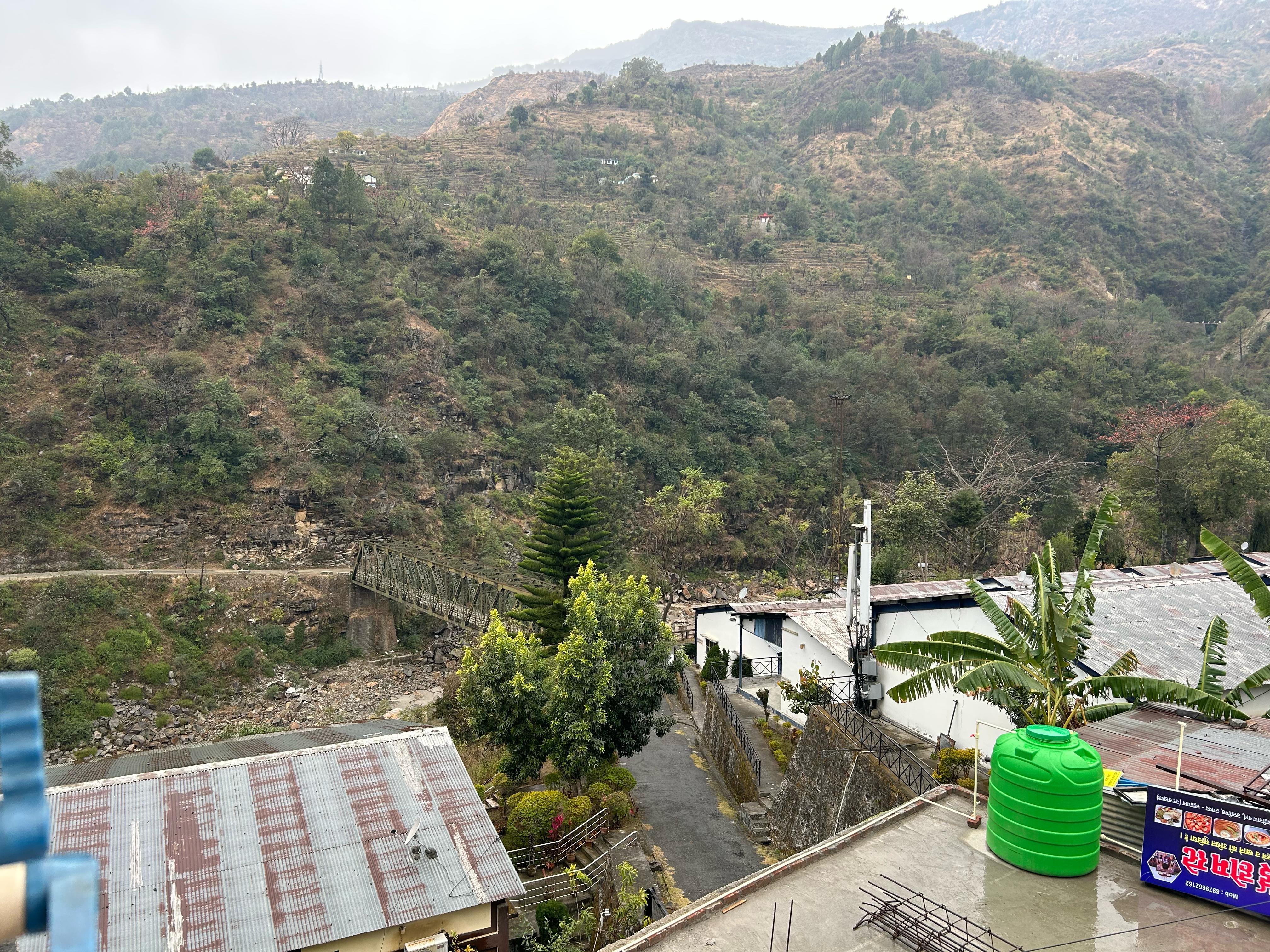 Hotel Hariom - Tap to explore photos