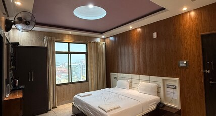 Hotel Shivruun Room Type - Standard Room with Balcony