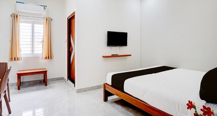 Hotel O AYODHYA RESIDENCY Room Type - Classic