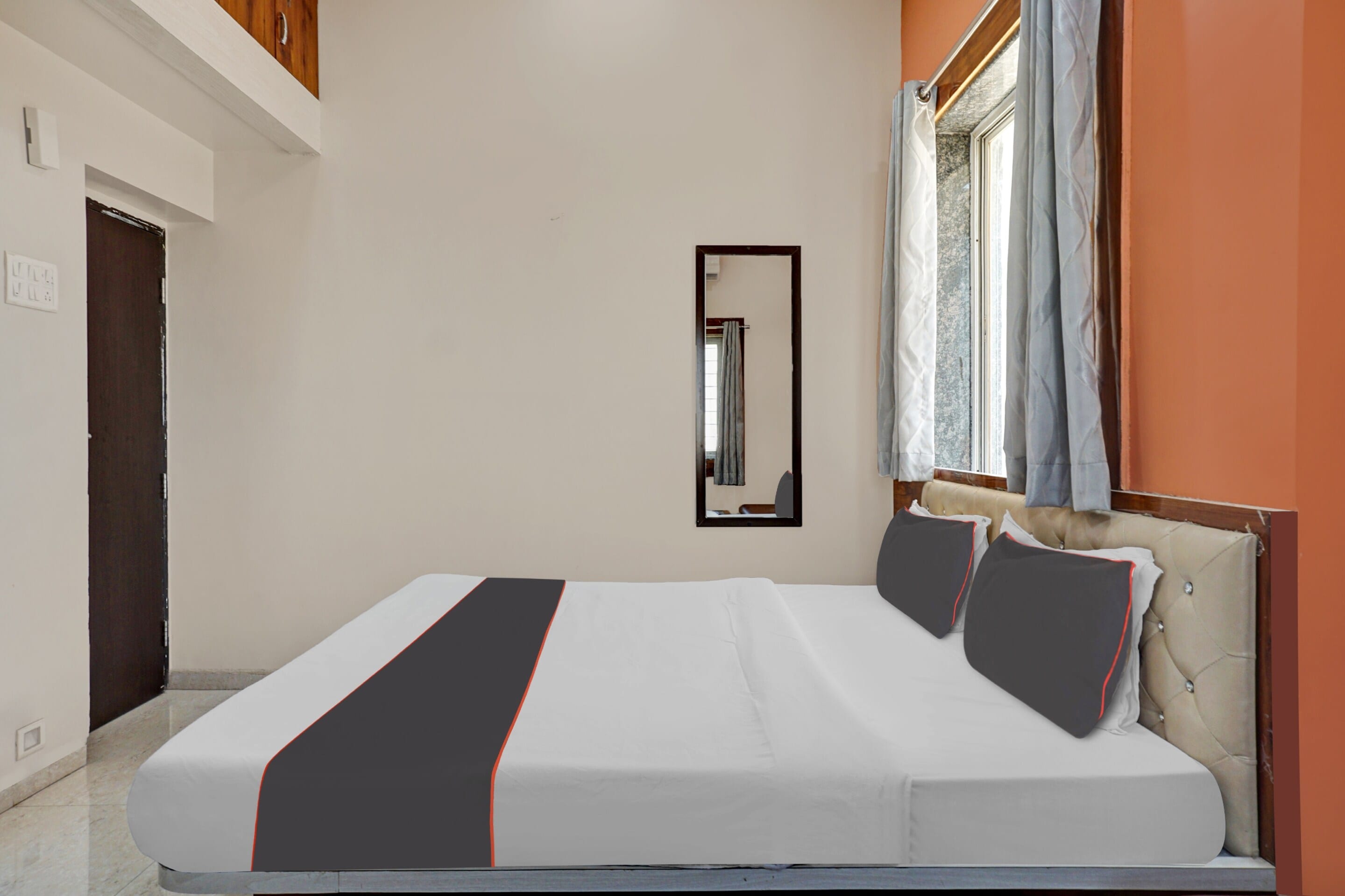 Hotel O Panchratna - Tap to explore photos