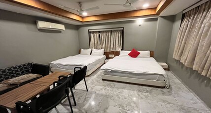 Hotel Om Balaji Room Type - Super Deluxe AC Quad