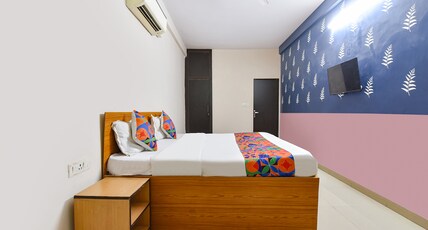FabHotel Palak Palace Room Type - Deluxe Room