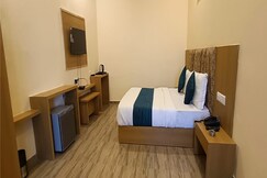 Hotel Fun Park Sanand