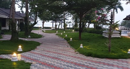 TRAVANN Room Type - Honeymoon Cottage