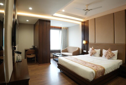 Hotel Raghukul Grand