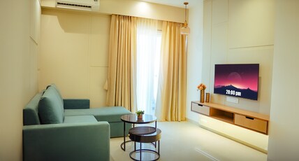 PUSHPAM SANSKRUTI SUITES & VILLAS RESORT Room Type - Deluxe Suite with Bath Tub & Balcony ( 350 sqft carpet + 100 Sqft )