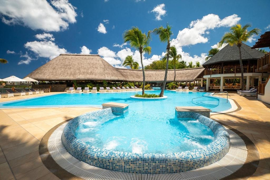 Maritim Resort and Spa - Tap to explore photos