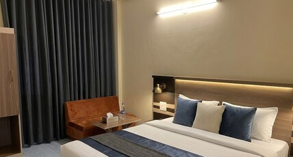 HOTEL AASHIRWAD Room Type - Double Bed Non-AC Room