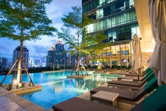 Sivatel Bangkok Suites