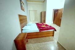 Address of Shri RadhaRani Dham