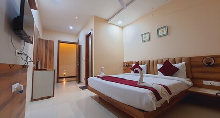 Amore Hotel Room Type - Executive King