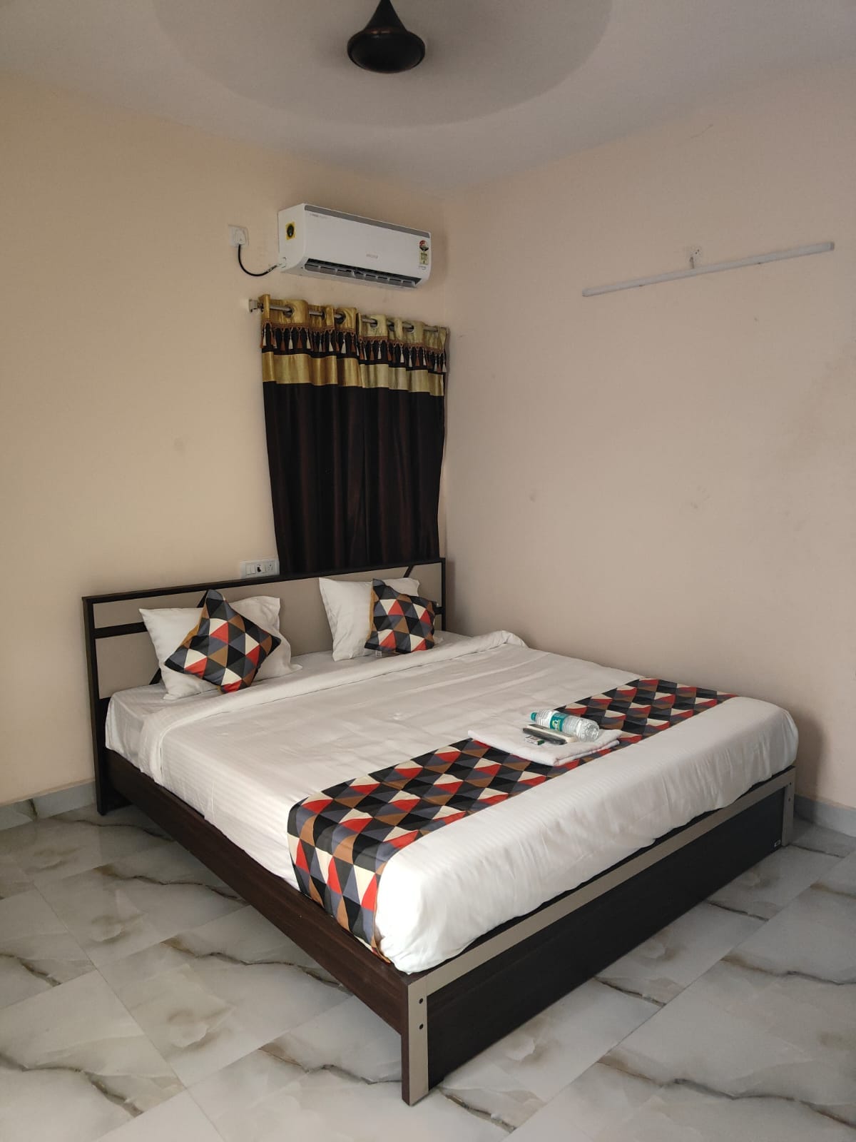 Galaxy Residency Pallavaram Airport - Tap to explore photos