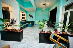 Pushpak Inn | The luxurious Stay