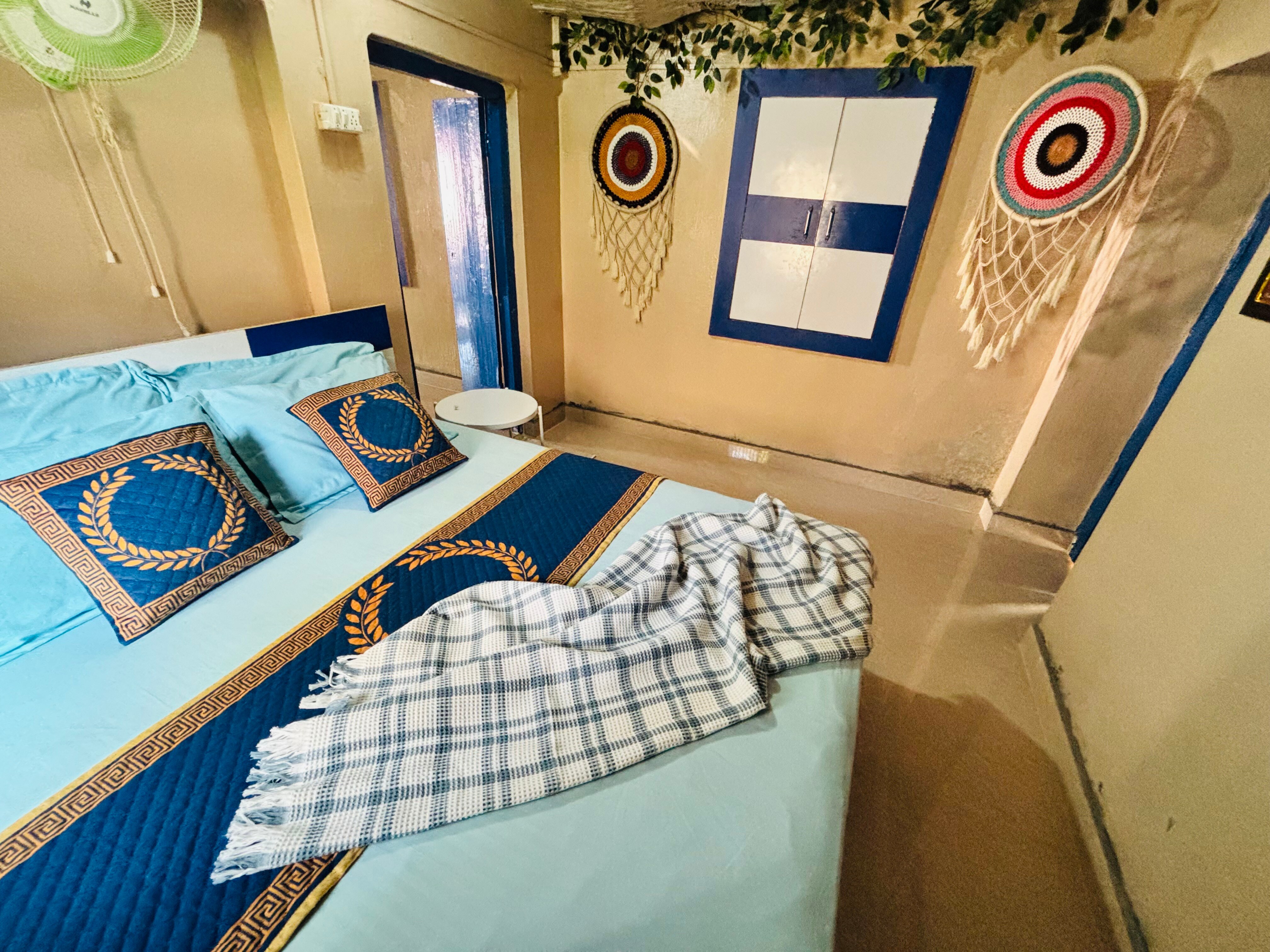 La Riviere Waterfront A Traditional Stay - 3 Bedroom - Tap to explore photos