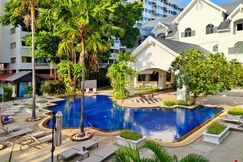Pooh Beach Resort & Spa