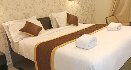 THE GRAND REGENCY Room Type - Deluxe Room
