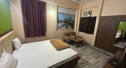 Hotel Royal Surya Room Type - Deluxe Room