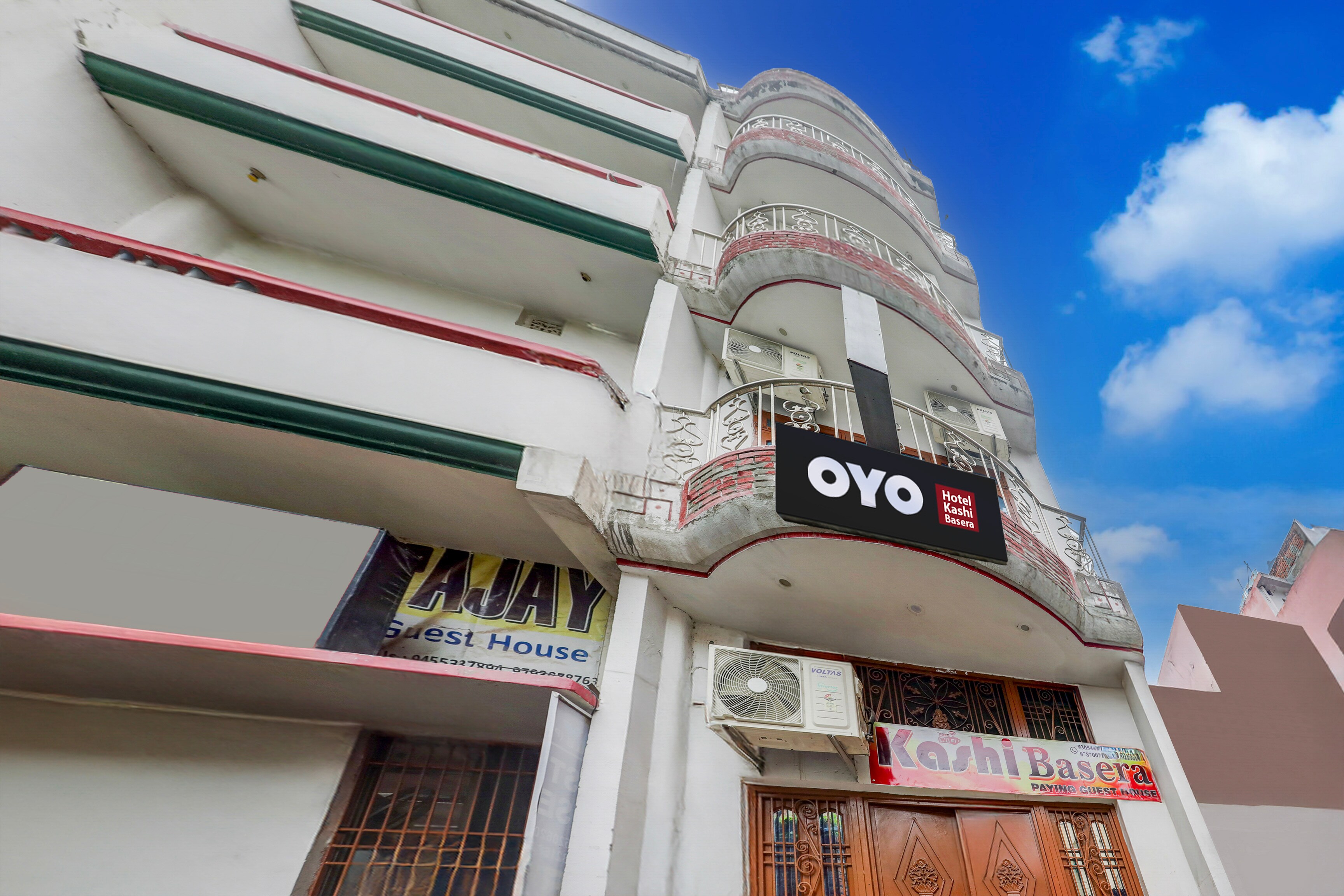 Hotel O Kashi Basera Paying Guest House Sunbeam Bus Station - Tap to explore photos