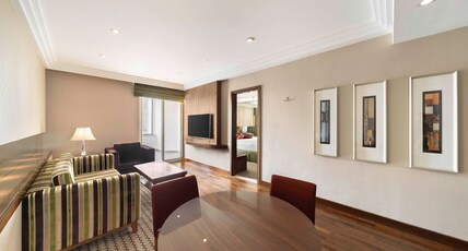 Radisson Blu Hotel and Convention Centre, Riyadh Minhal Room Type - One Bedroom Suite