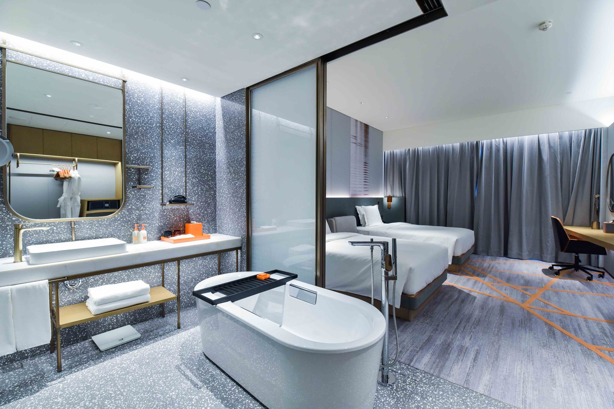 Crowne Plaza BEIJING BADALING - Tap to explore photos