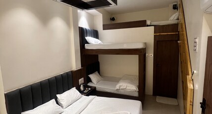 Mahant Ji Residency Room Type - Superior Family Room
