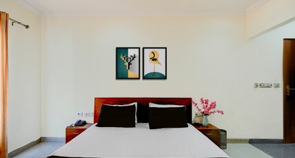 Collection O Bus Terminal Haldwani Formerly Moti Tower Room Type - Deluxe Collection O Bus Terminal Haldwani Formerly Moti Tower Room Type - Deluxe