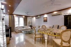 Greater Kailash 1 | 4BHK Apartment & Parking