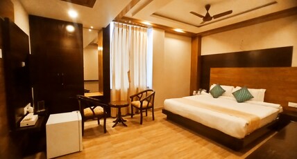 Palm Bliss International Hotel Room Type - DELUXE CLUB ROOM