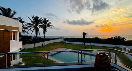 Villa Bay by Youkoso Room Type - Entire Villa By The Sea