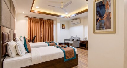 asar Safdarjung Room Type - Premium Double or Twin Room